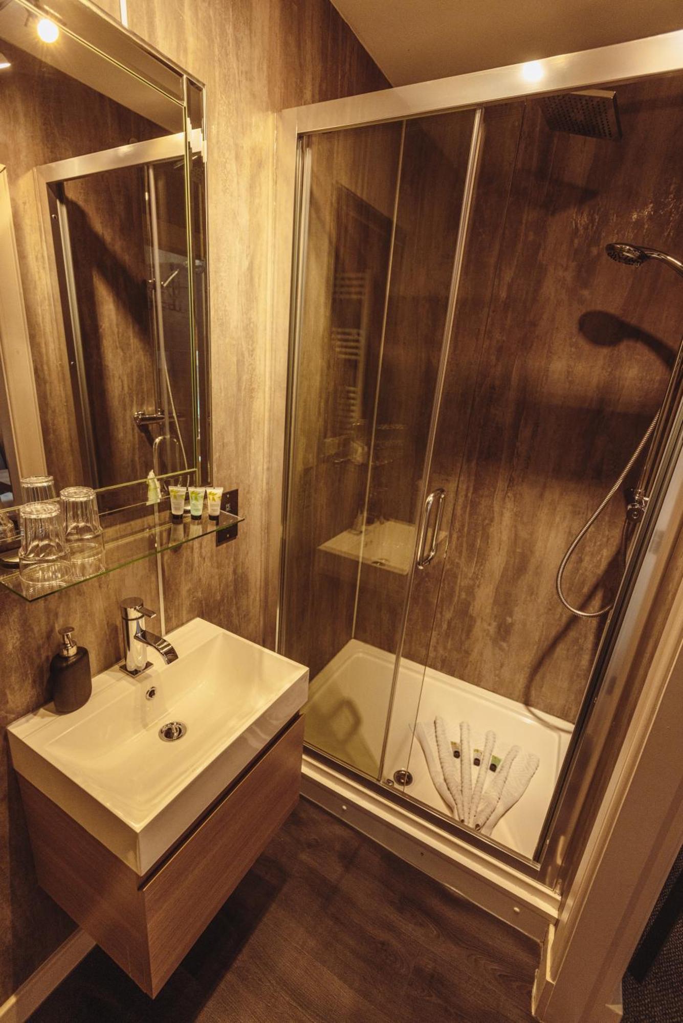 The Tower Gastro Pub & Apartments Crieff Rom bilde